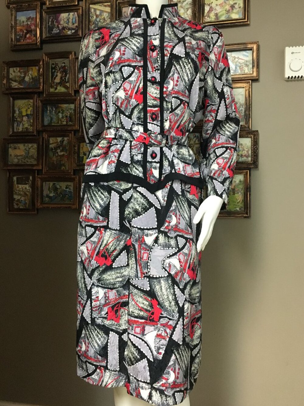 Vintage 80s Geometric Art Deco Belted Midi Dress 12